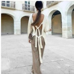 NWT ZARA Blogger Favorite Ecru Mock Neck Knit Sweater With Open Tie Back Medium
